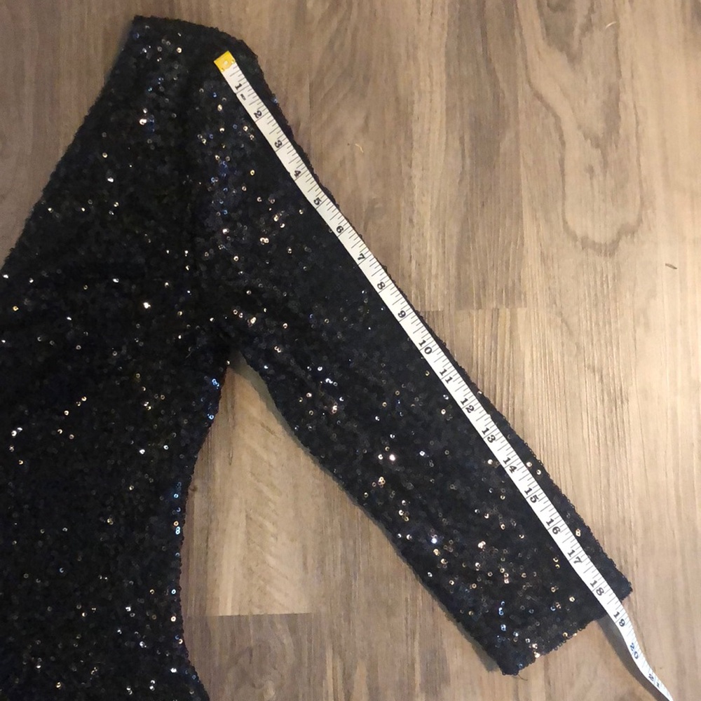 *SOLD ON FB MKT* Cals 3/4 Sleeve Sequin Mini Dress - Picture 4 of 8